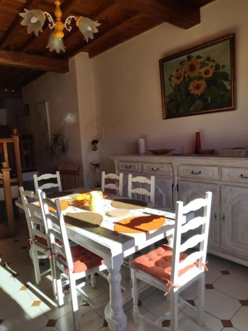 Maison Cosy Et Conviviale, Le B7 Besset エクステリア 写真